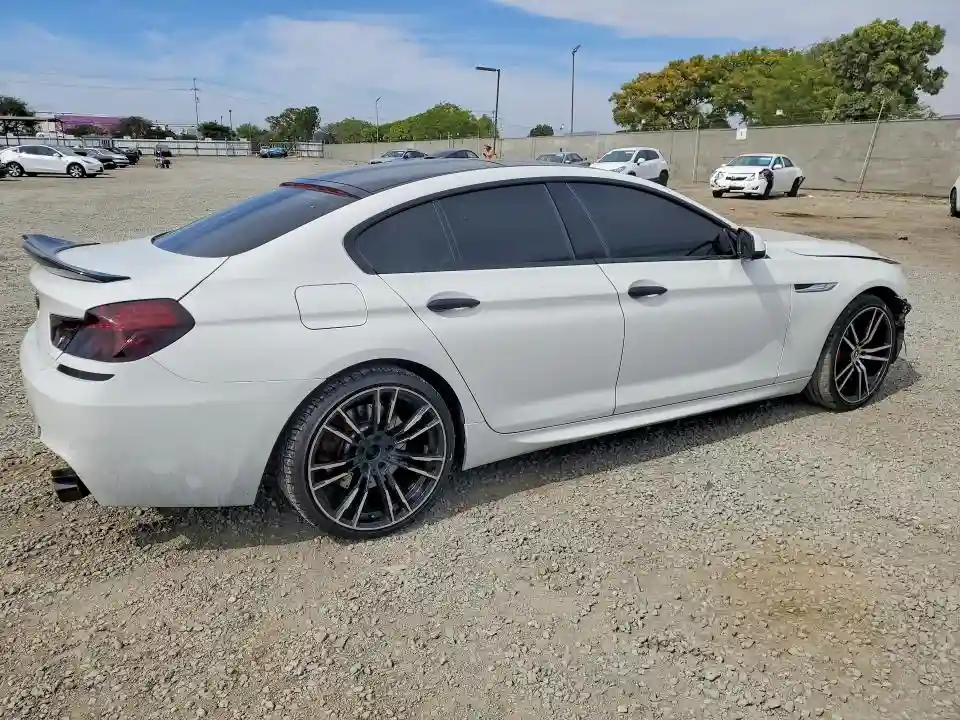 WBA6B4C59FD761210 2015 BMW 6 SERIES-2
