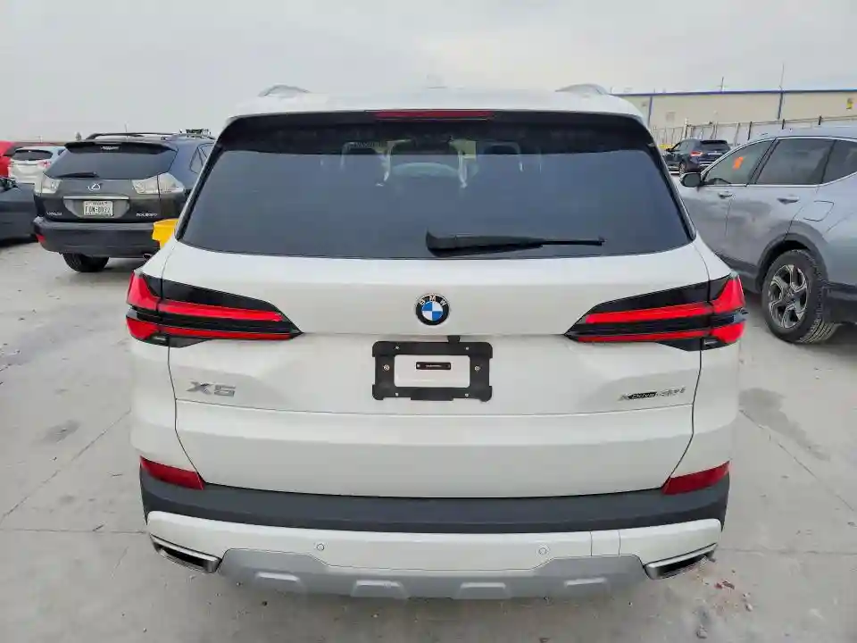 5UX23EU07S9Y99962 2025 BMW X5-5