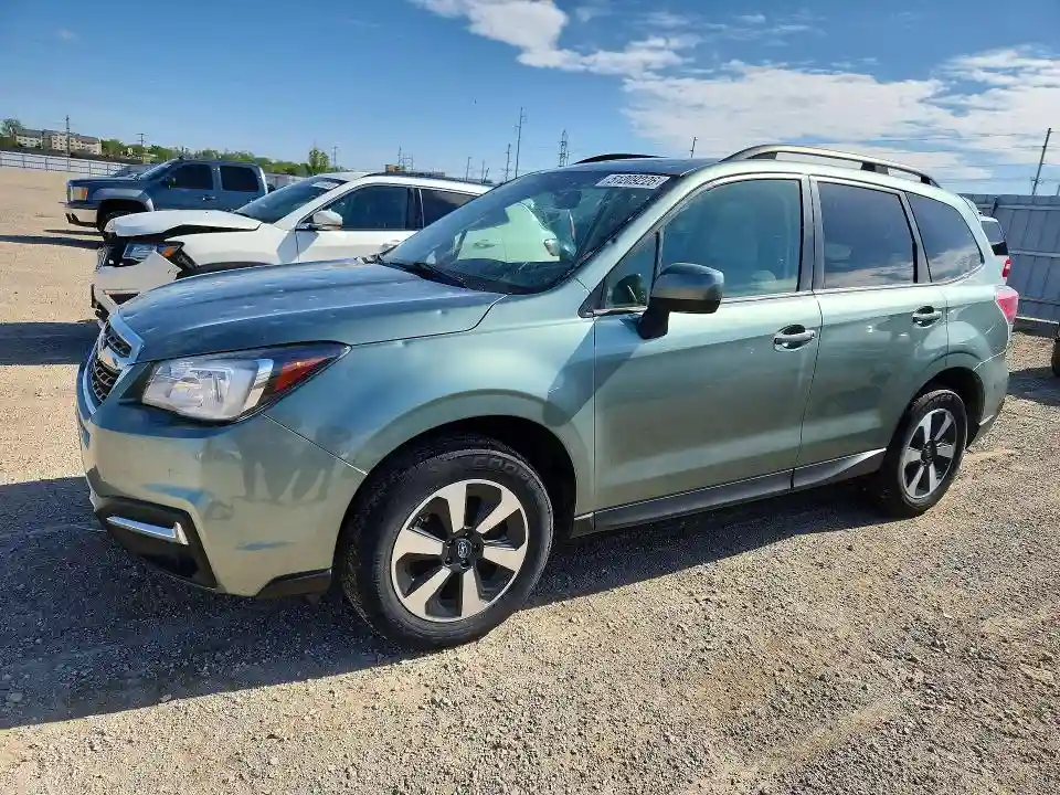 JF2SJAEC7JH506718 2018 SUBARU FORESTER-0