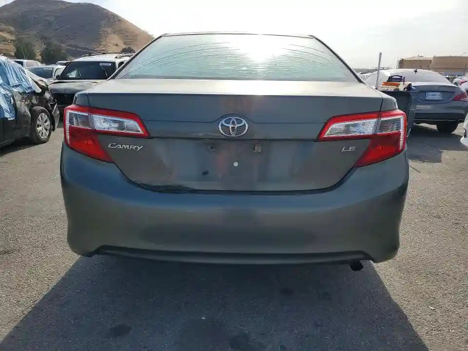 4T4BF1FK3CR252443 2012 TOYOTA CAMRY-5