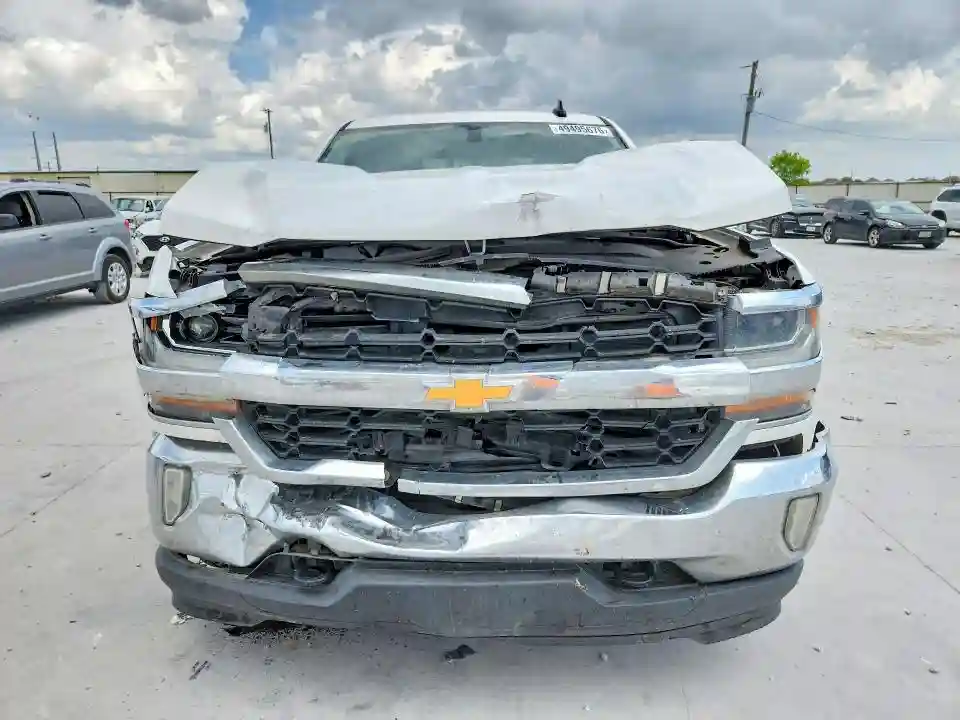 3GCUKREC5JG614705 2018 CHEVROLET ALL MODELS-4
