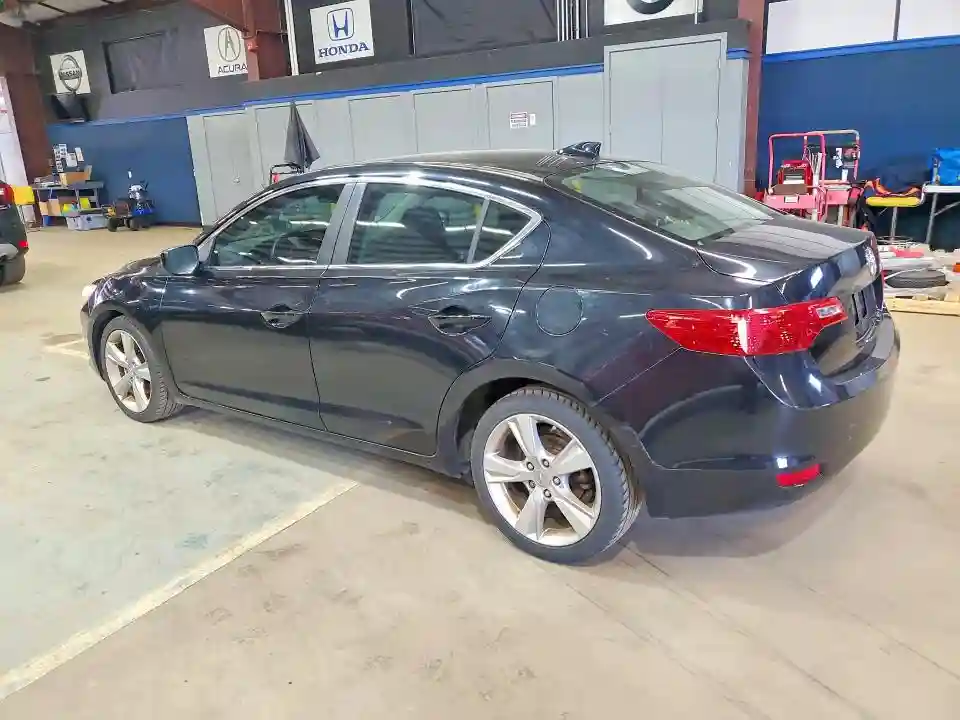 19VDE2E56DE000285 2013 ACURA ILX-1
