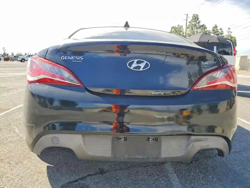 KMHHU6KJ9GU134097 2016 HYUNDAI GENESIS-5