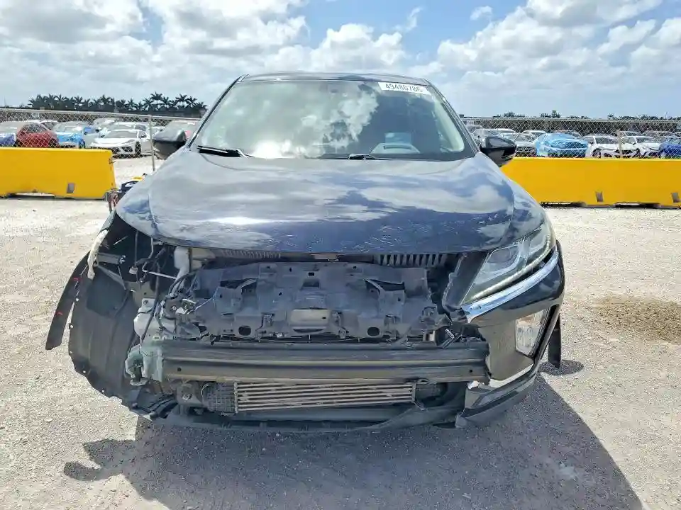 JA4AT5AA4JZ062606 2018 MITSUBISHI ECLIPSE-4