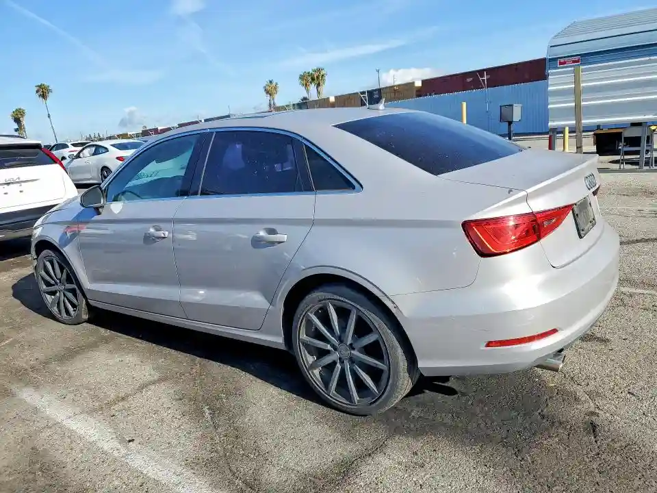 WAUEFGFF8F1064571 2015 AUDI A3-1