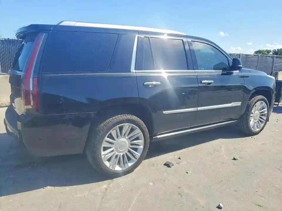 1GYS4DKJ3KR149523 2019 CADILLAC ESCALADE-2