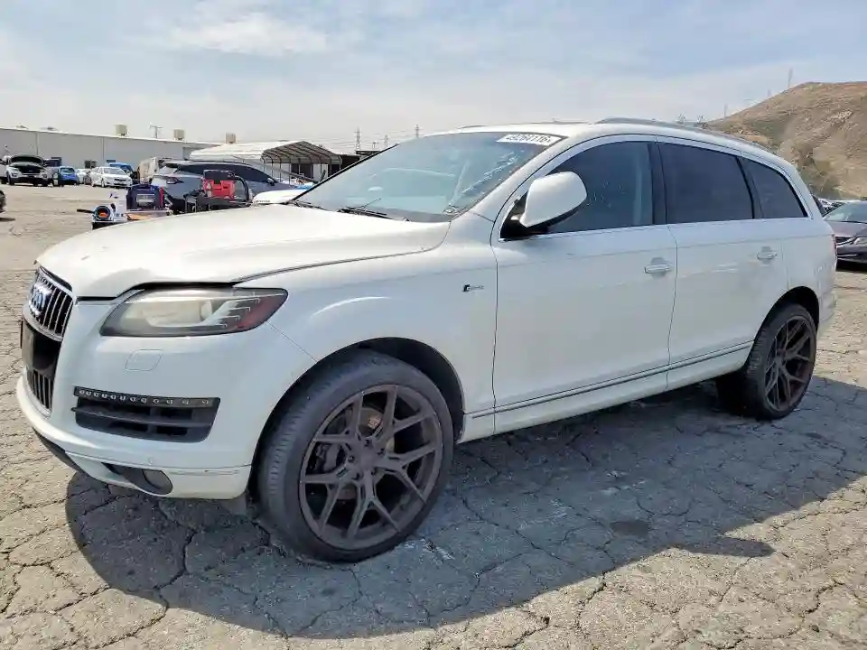 WA1CGAFE6FD004650 2015 AUDI Q7-0