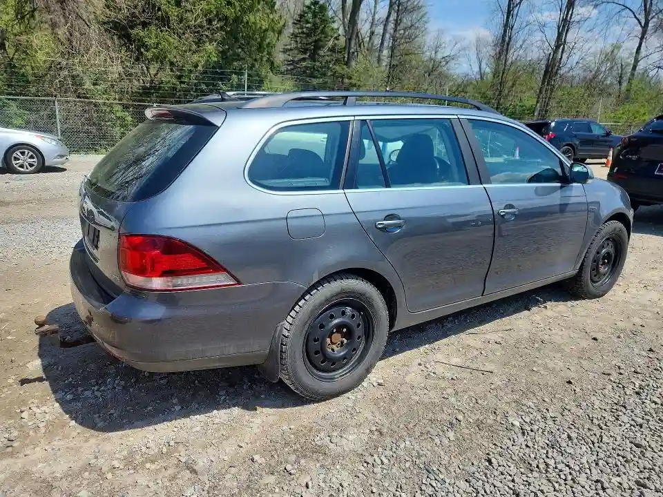 3VWPL7AJ9EM604864 2014 VOLKSWAGEN JETTA-2