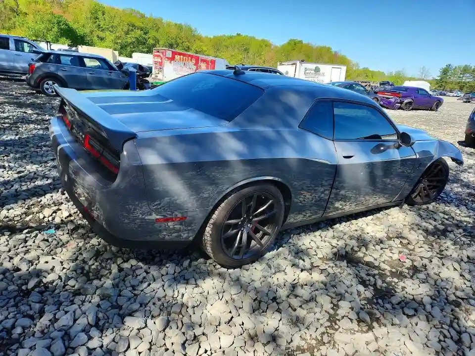 2C3CDZC99PH567396 2023 DODGE CHALLENGER-2