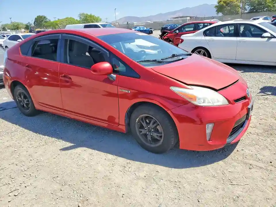 JTDKN3DU9E1775939 2014 TOYOTA PRIUS-3