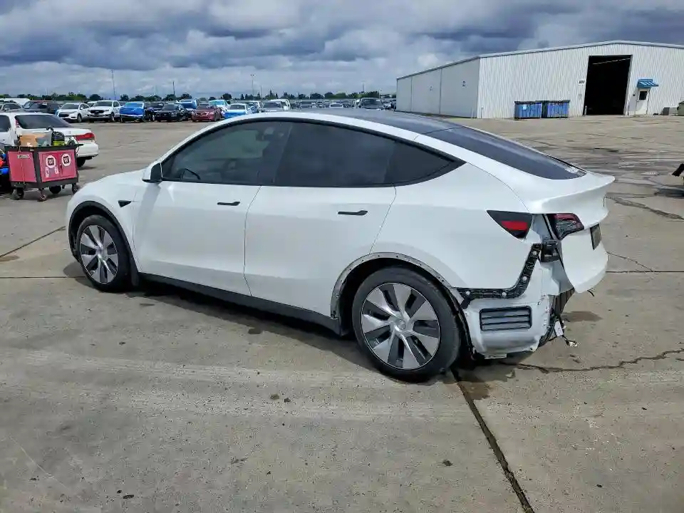 7SAYGDEE7NF363997 2022 TESLA MODEL Y-1