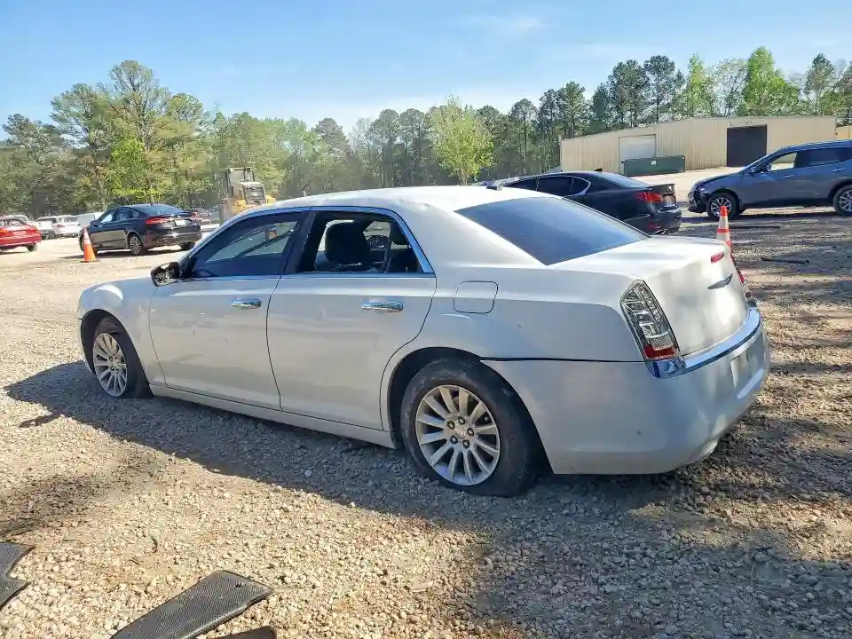2C3CCAAG6DH672379 2013 CHRYSLER 300-1