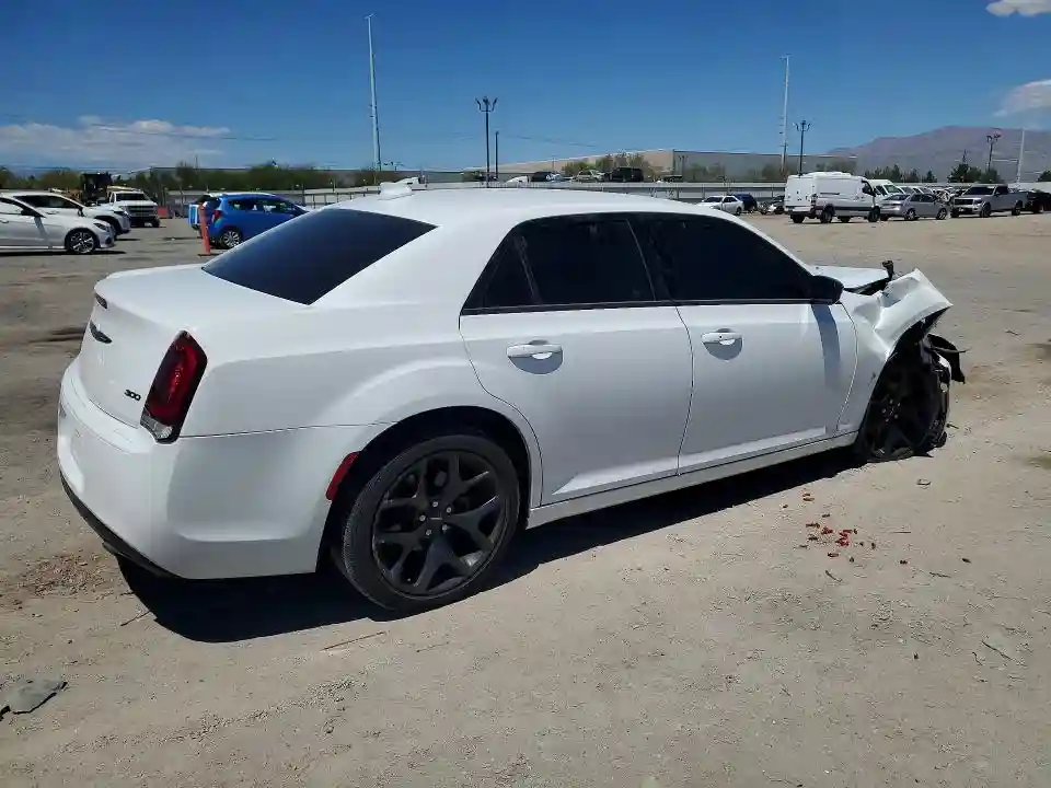 2C3CCAAG6PH666859 2023 CHRYSLER 300-2