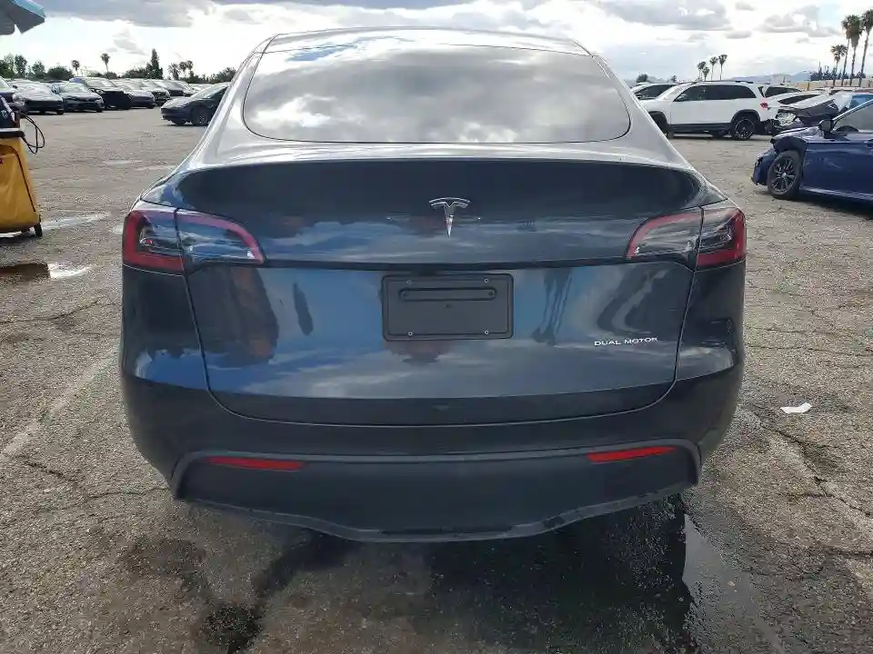 7SAYGDEEXRF062310 2024 TESLA MODEL Y-5
