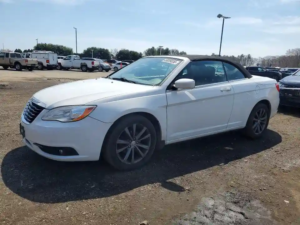 1C3BC8EG8BN611327 2011 CHRYSLER 200-0