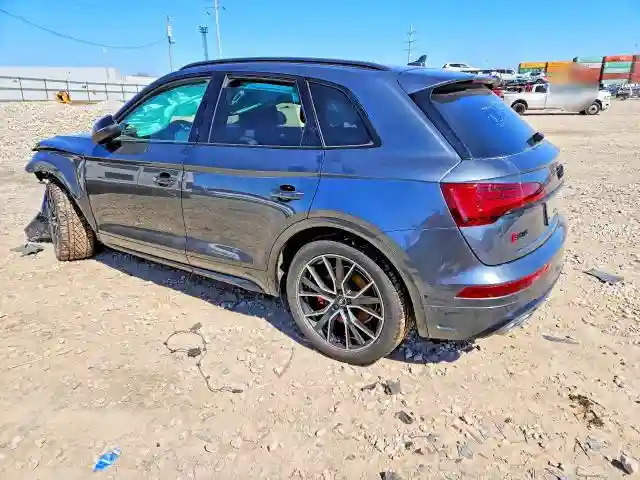 WA1C4AFY4P2008146 2023 AUDI SQ5-1