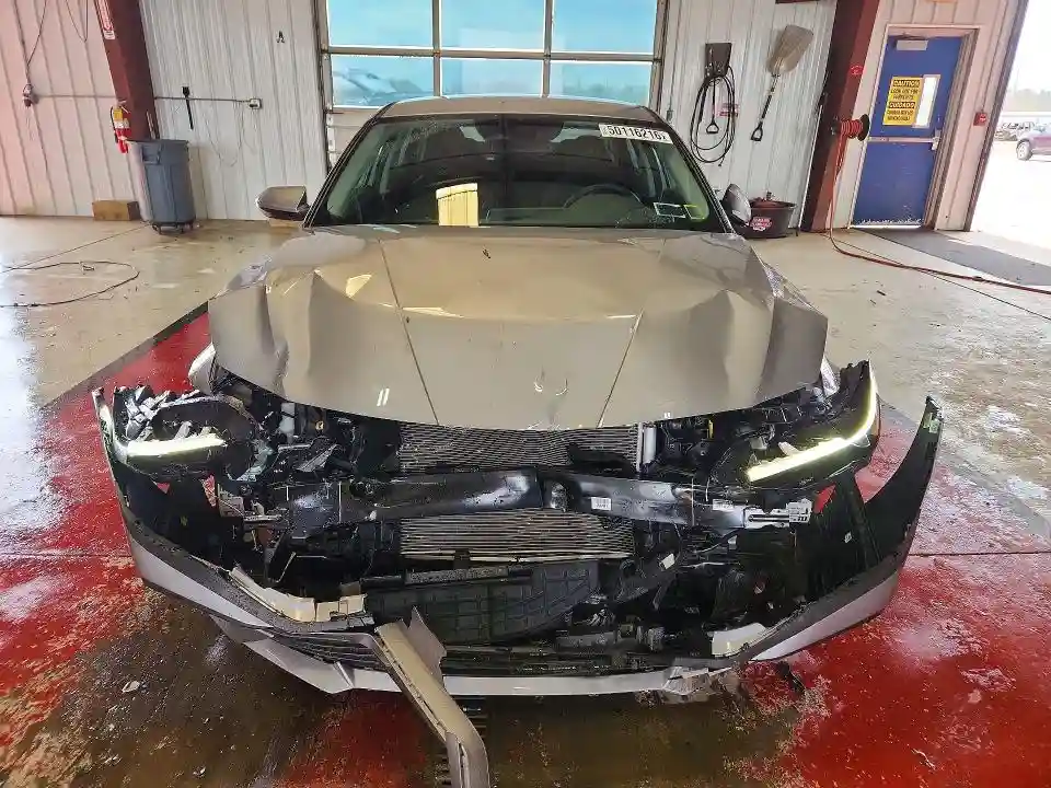 KMHLL4DG5SU044988 2025 HYUNDAI ELANTRA-4