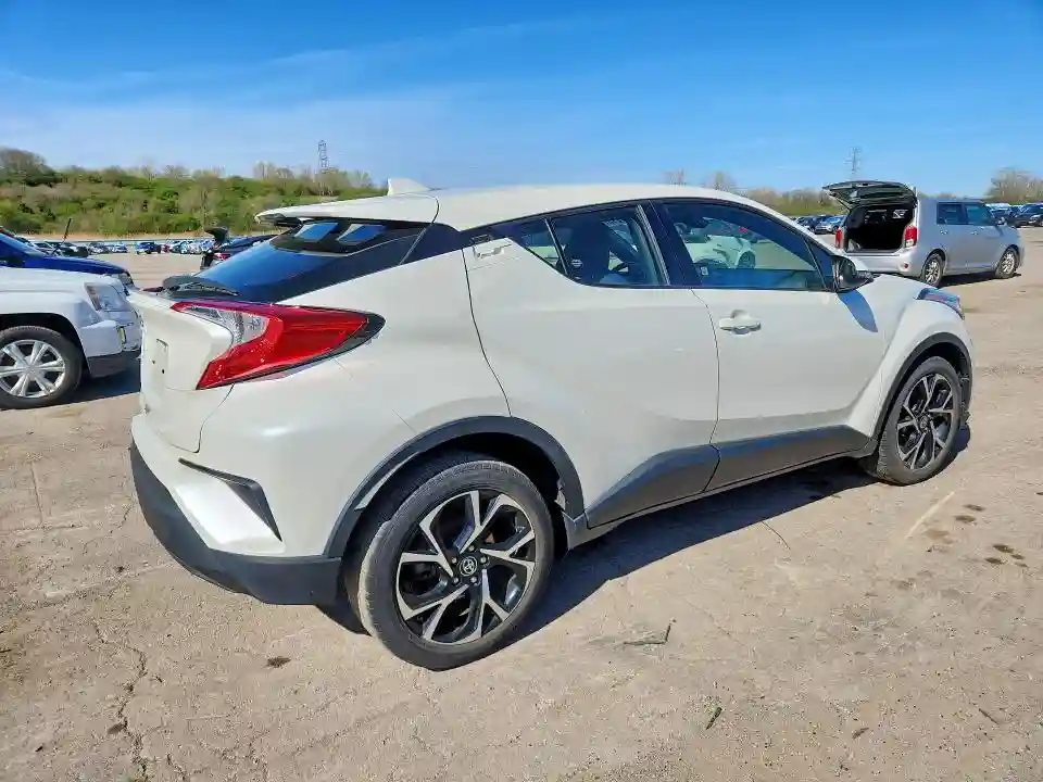 JTNKHMBX8M1119056 2021 TOYOTA C-HR-2