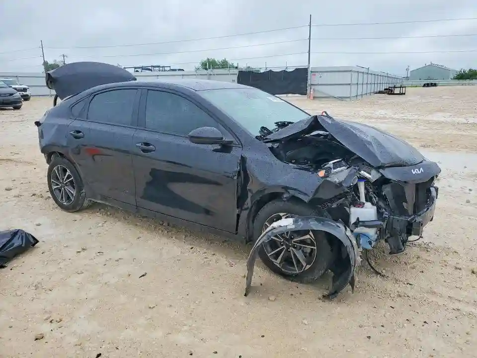 3KPF24AD1NE481436 2022 KIA FORTE LXS-3