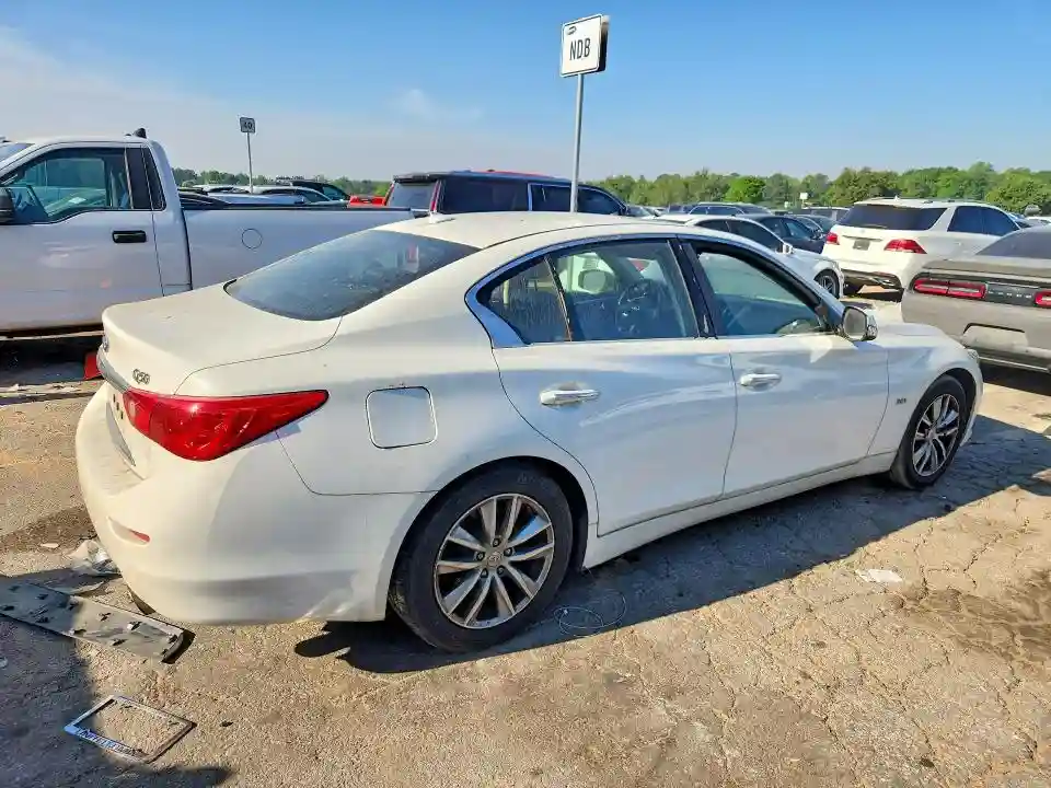 JN1EV7AP5HM742476 2017 INFINITI Q50-2