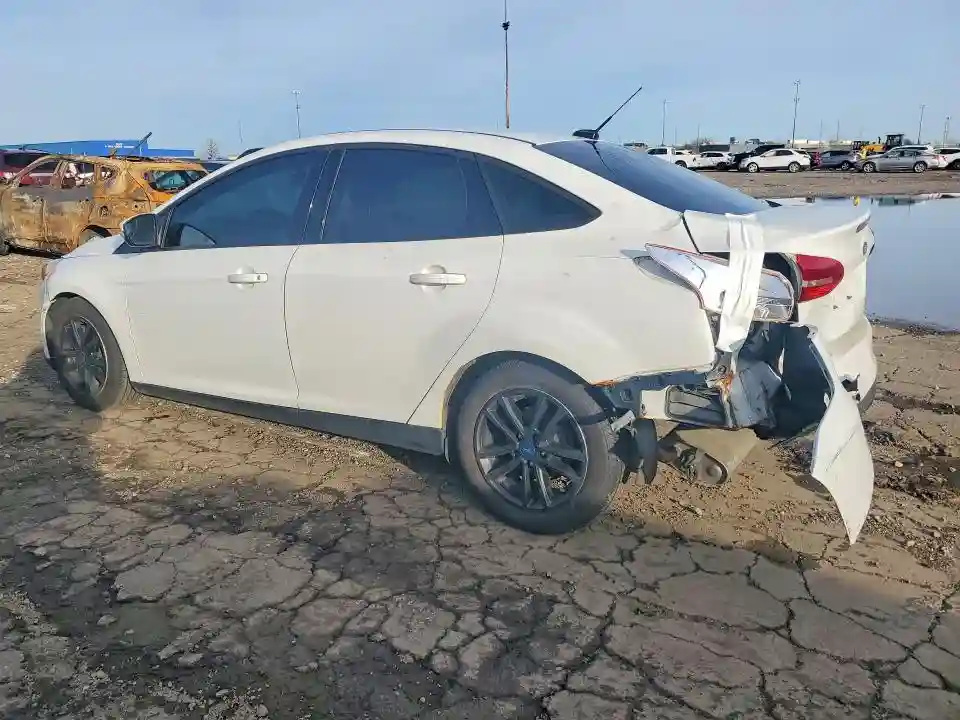 1FADP3F26GL389376 2016 FORD FOCUS-1