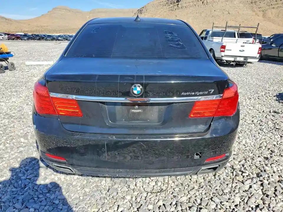 WBAKX8C53CC198440 2012 BMW 7 SERIES-5