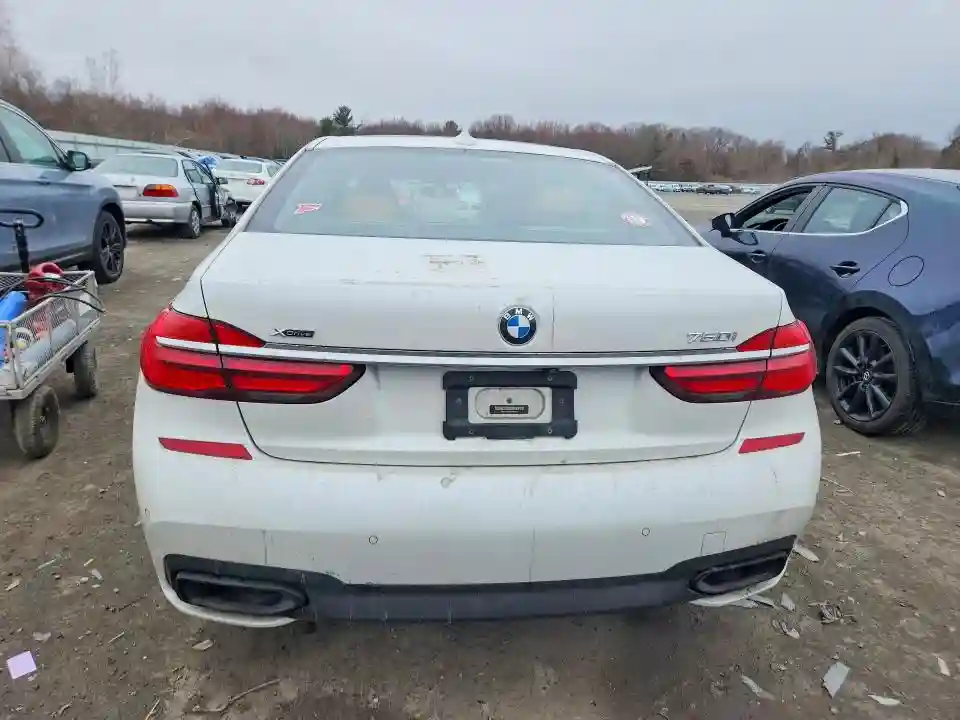WBA7F2C57GG419073 2016 BMW 7 SERIES-5
