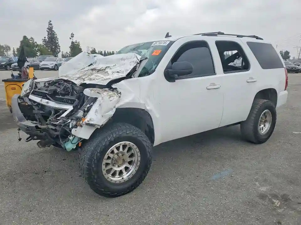 1GNSKBE04CR130667 2012 CHEVROLET TAHOE-0