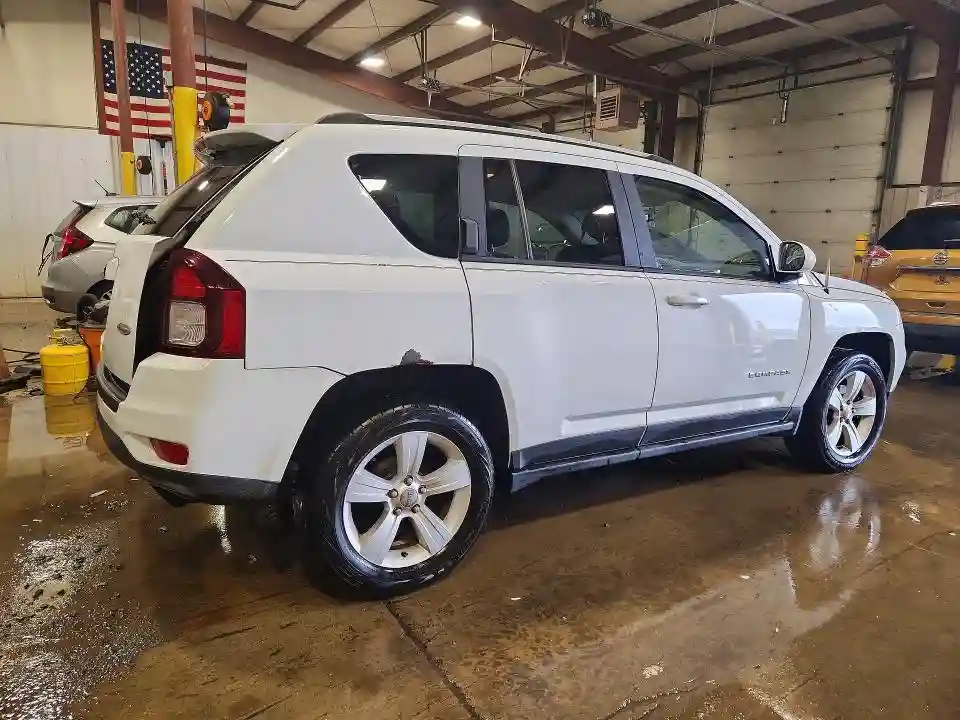 1C4NJDEB2FD271163 2015 JEEP COMPASS-2