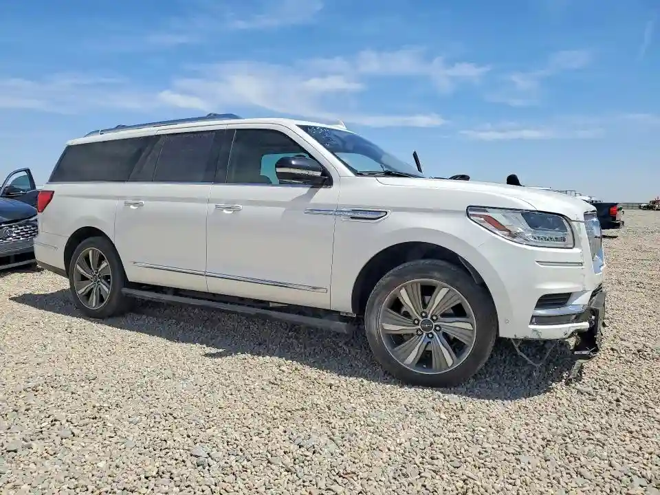 5LMJJ3LT1KEL05045 2019 LINCOLN NAVIGATOR-3