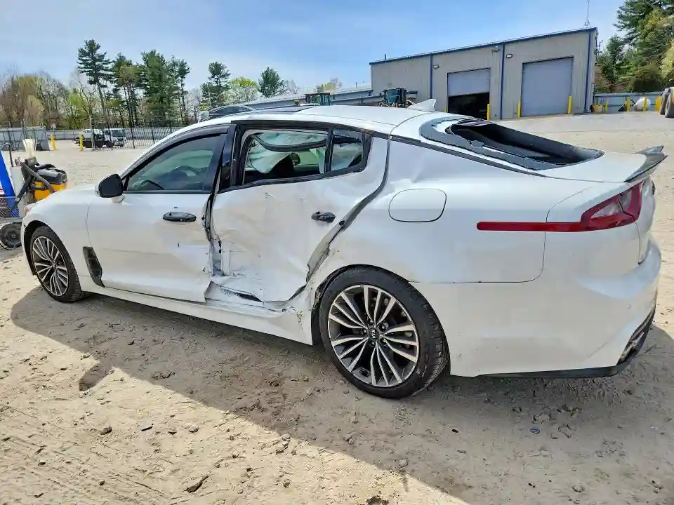 KNAE25LA9K6042200 2019 KIA STINGER-1