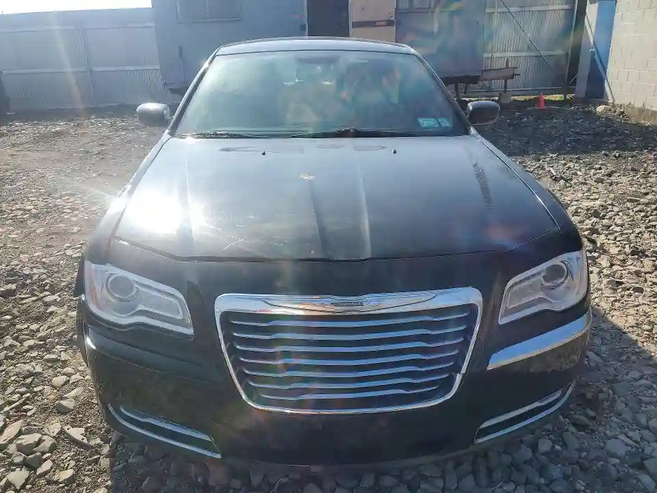 2C3CCAAG7EH381049 2014 CHRYSLER 300-4