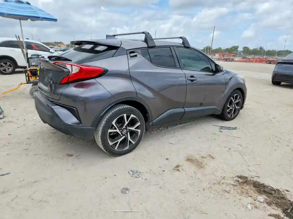 JTNKHMBX0L1065623 2020 TOYOTA C-HR-2