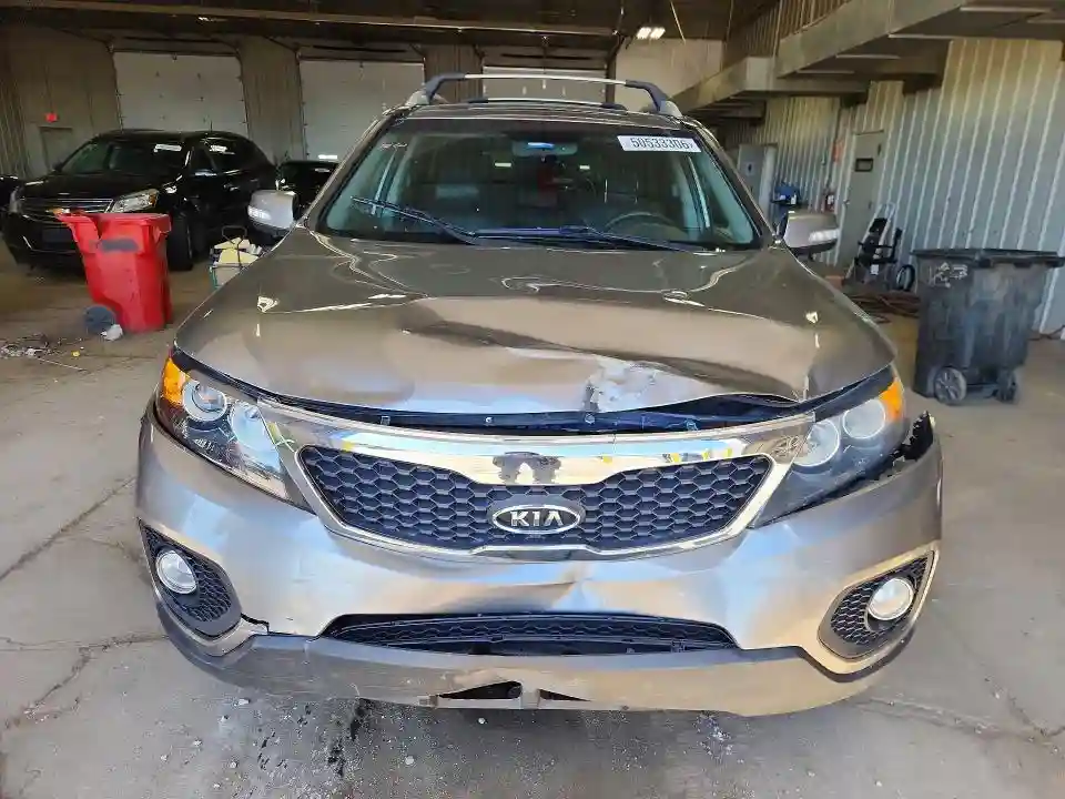 5XYKUDA23DG319493 2013 KIA SORENTO-4