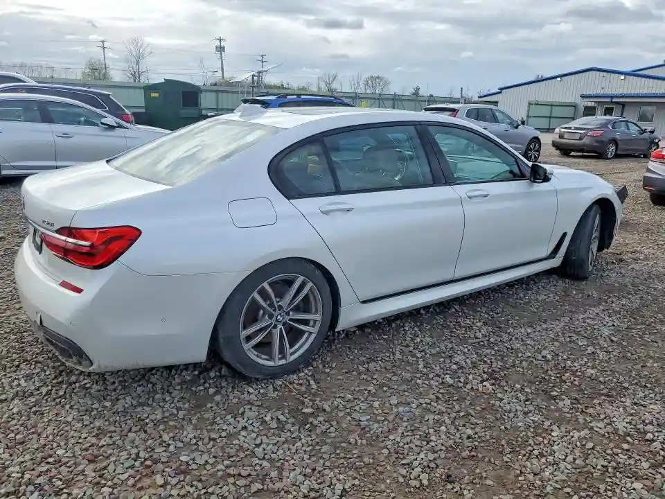 WBA7F2C56GG415516 2016 BMW 7 SERIES-2