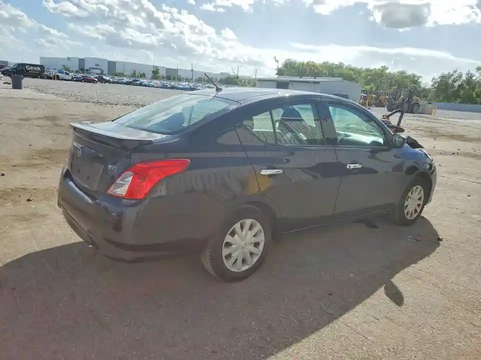 3N1CN7AP2KL803338 2019 NISSAN VERSA-2