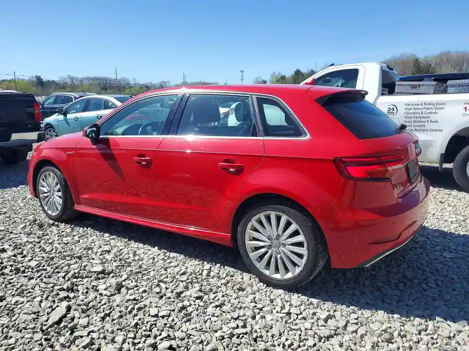 WAUTPBFF0HA106449 2017 AUDI A3-1
