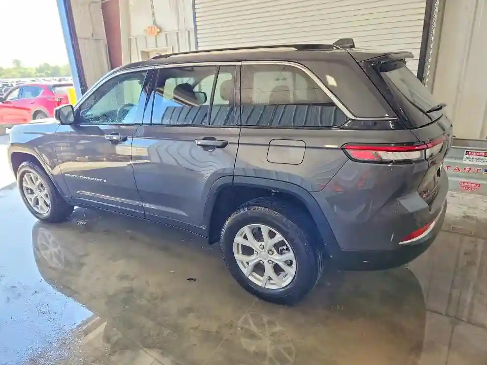 1C4RJHBG2PC545929 2023 JEEP GRAND CHEROKEE-1