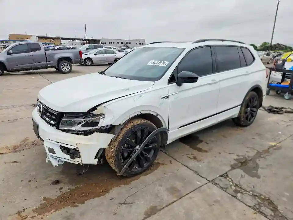 3VV3B7AX7MM116750 2021 VOLKSWAGEN TIGUAN-0