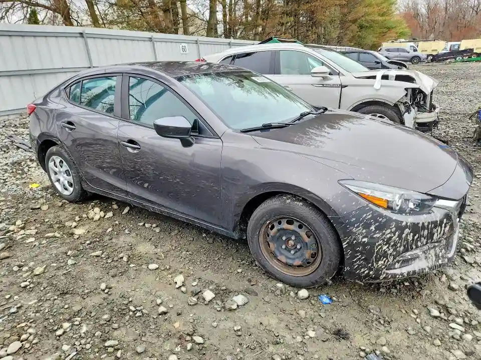 3MZBN1U7XHM106260 2017 MAZDA 3-3