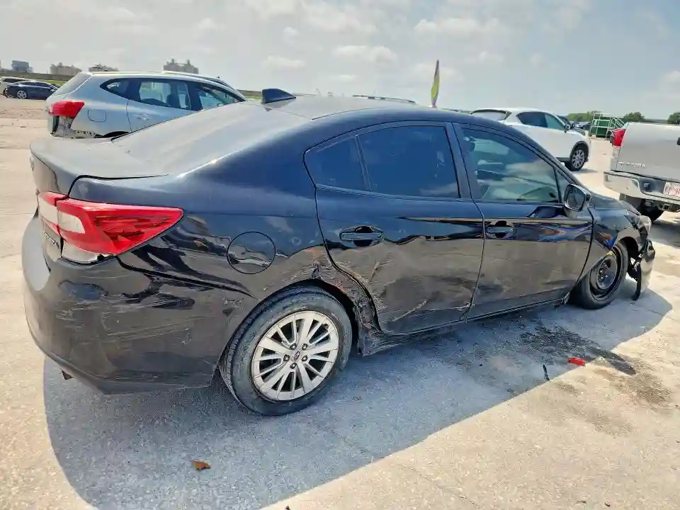 4S3GKAB68J3612768 2018 SUBARU IMPREZA-2