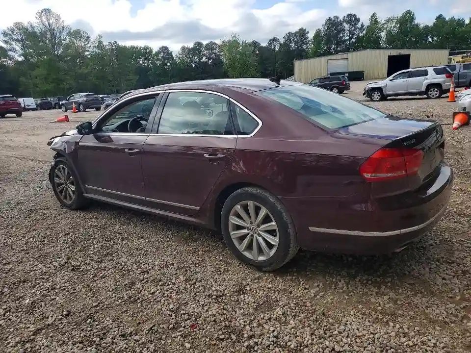 1VWCP7A35DC006176 2013 VOLKSWAGEN PASSAT-1