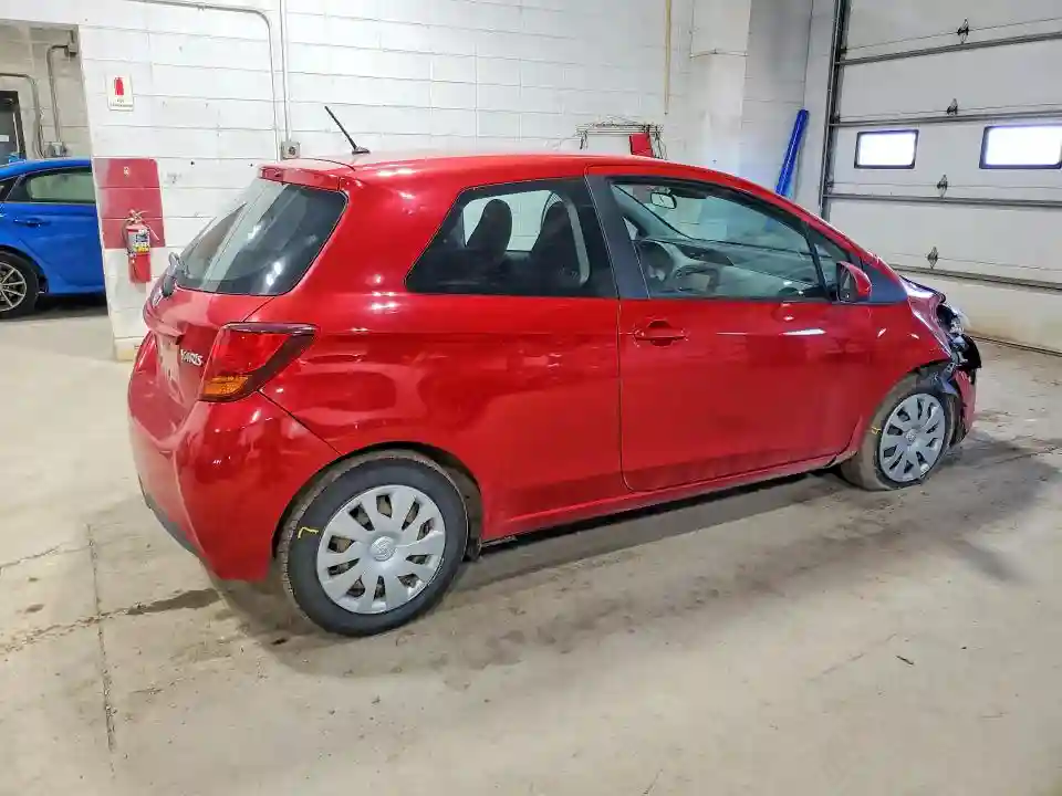 VNKJTUD36HA071434 2017 TOYOTA YARIS-2