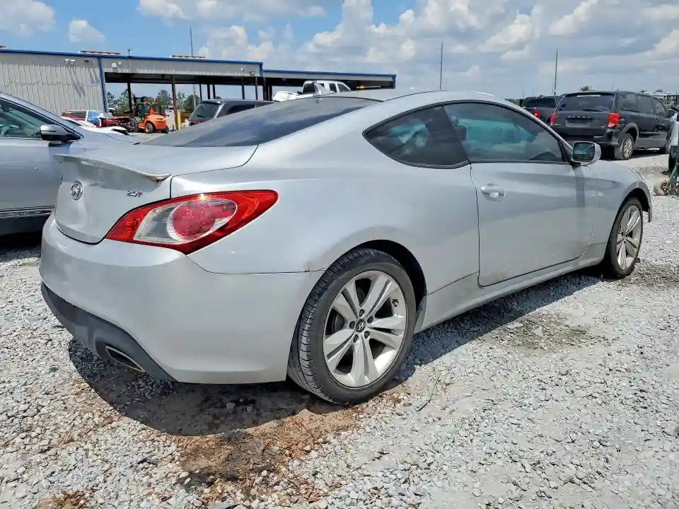 KMHHT6KD4BU044698 2011 HYUNDAI GENESIS-2