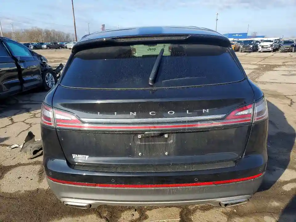2LMPJ8KP3PBL23942 2023 LINCOLN NAUTILUS-5