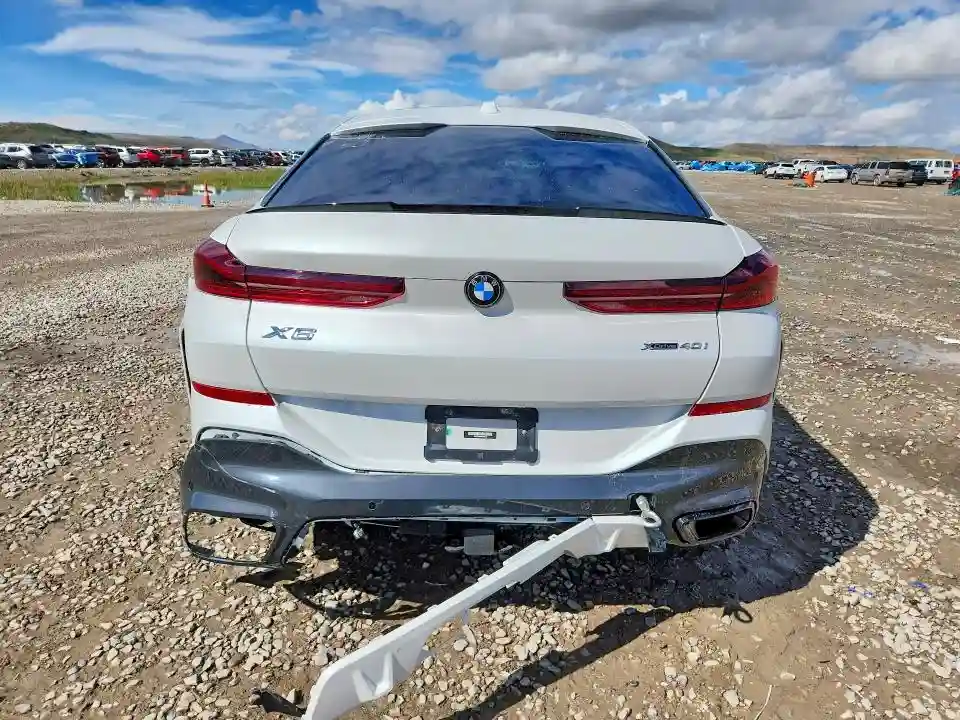 5UX33EX02R9S89218 2024 BMW X6-5