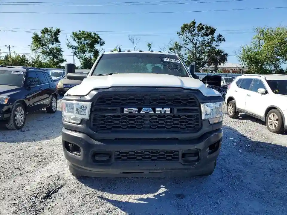 3C63RRGL7NG359170 2022 RAM 3500-4