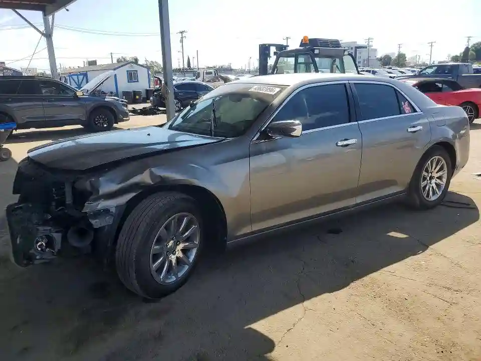 2C3CA5CG9BH557945 2011 CHRYSLER 300-0