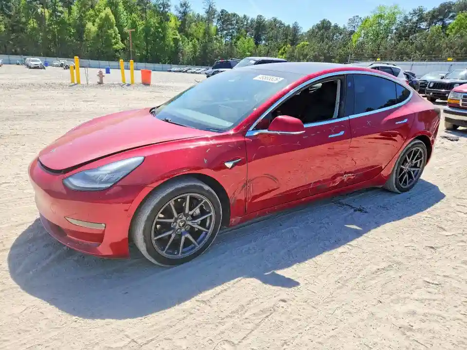 5YJ3E1EB4JF114777 2018 TESLA MODEL 3-0