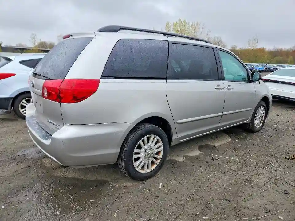 5TDJK4CC3AS032290 2010 TOYOTA SIENNA-2